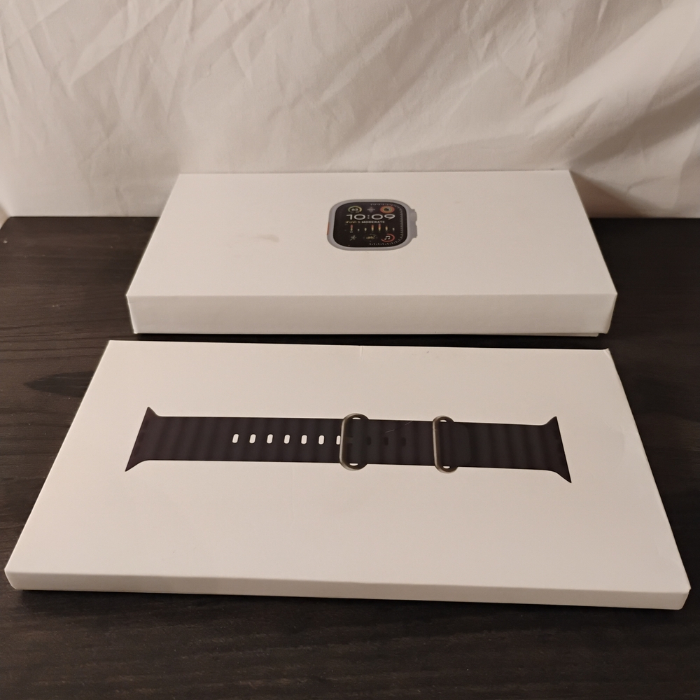 Apple Smartwatch Ultra 2-2024-Series 10 & Accessories